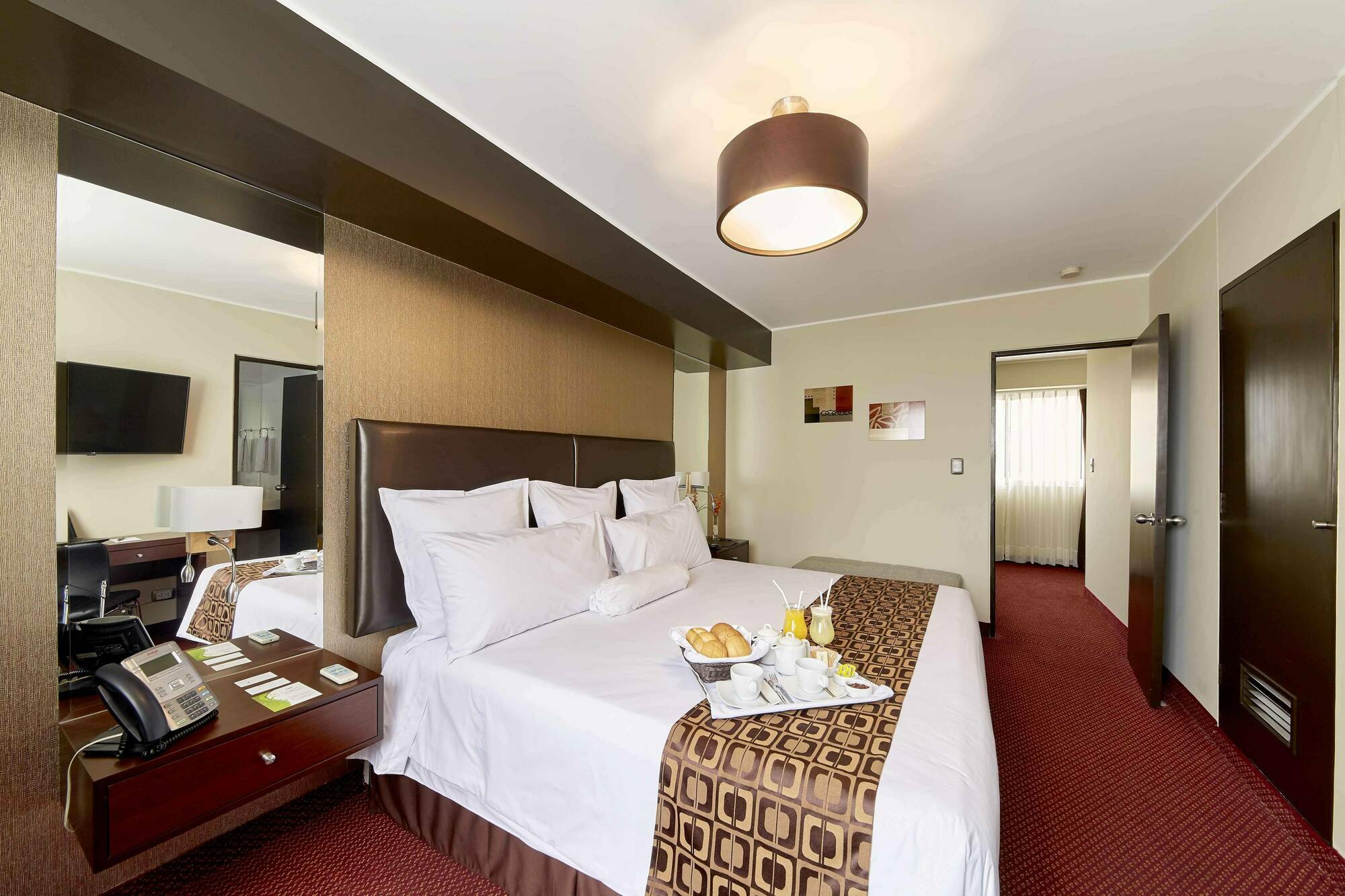 Hotel Carrera Lima Eksteriør billede